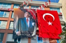Berker Esen, "Türk Bayrağımızı Asma Davetinde Bulunuyoruz."