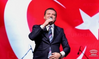 “Bir kez daha haykırıyoruz, egemenlik kayıtsız şartsız milletindir!”