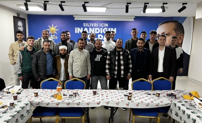 AK Parti Birlik Çalışma Grubu, Gençlik Kolları İftarında Buluştu