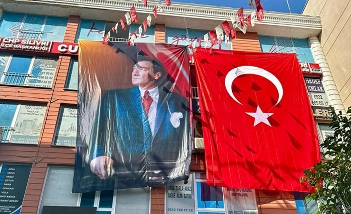 Berker Esen, "Türk Bayrağımızı Asma Davetinde Bulunuyoruz."